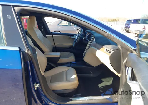 2016 Tesla Model S 60D/70D/75D/85D/90D из США, поврежденный, VIN 5YJSA1E20GF170439